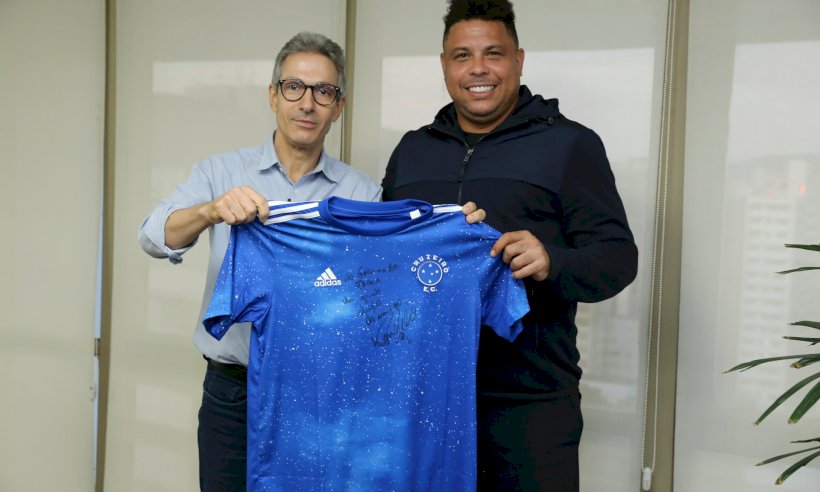 Diario do cerrado: Ronaldo visita governador de Minas