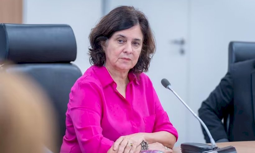 Diario do cerrado: Ministra da Saúde exonera diretor responsável por Batcu
