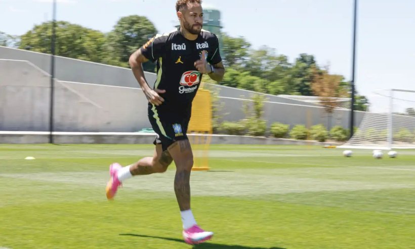 Diario do cerrado: Neymar retorna ao gramado pela primeira vez após lesão muscular